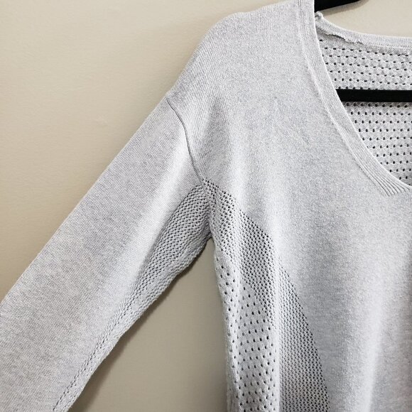 Lululemon Still Movement Sweater Heathered Dawn Blue Sz 6 - Picture 4 of 10